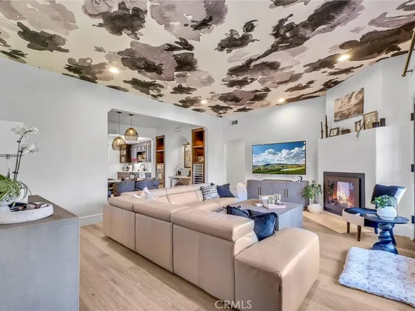 999 Silver Spur Rd, Rolling Hills Estates, CA 90274