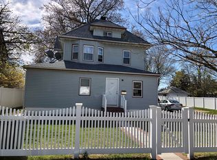 168 Bedell St, Freeport, NY 11520