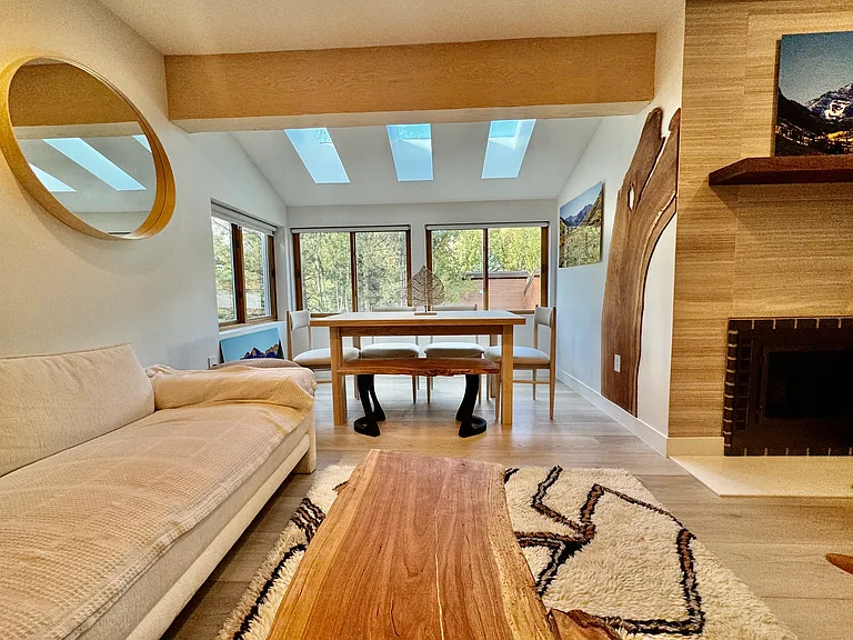 910 W Hallam St #9 — Photo 22