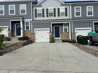 1047 Turnstone Dr, Fogelsville, PA 18051