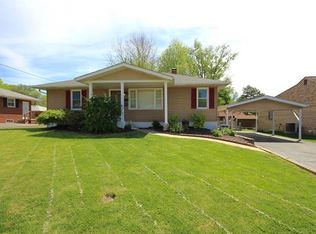 217 Ladd St, Alton, IL 62002