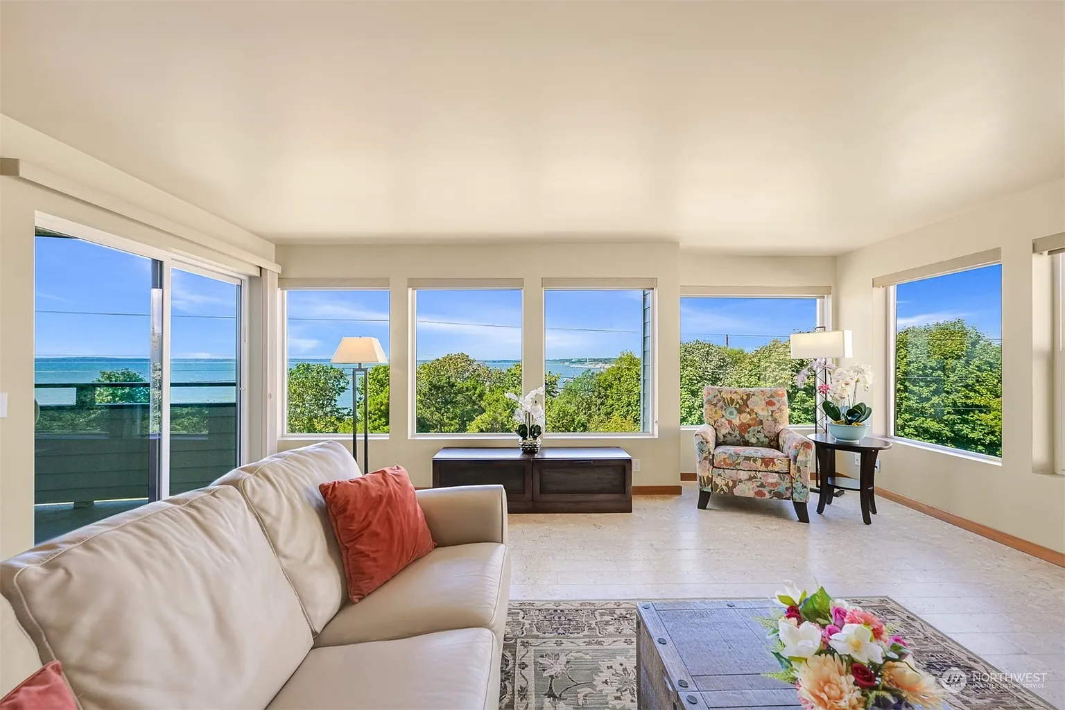 402 Boulevard #203 photo 1