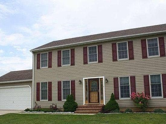 2nd image of 8526 Colony Cir