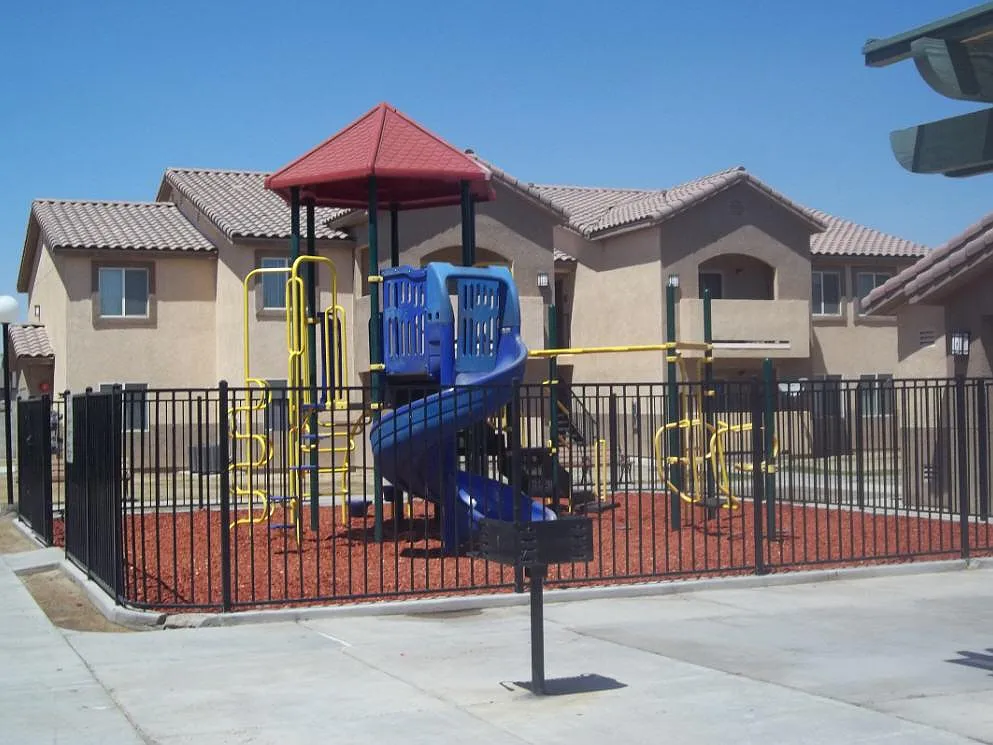 Westmorland Family Apartments — Photo 4