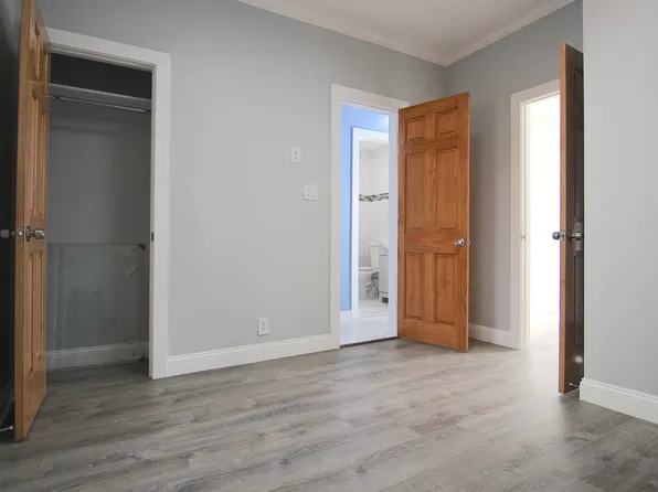 446 Bainbridge Street image 11 of 17