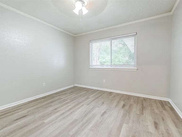 2126 Fir Springs Dr — Photo 15