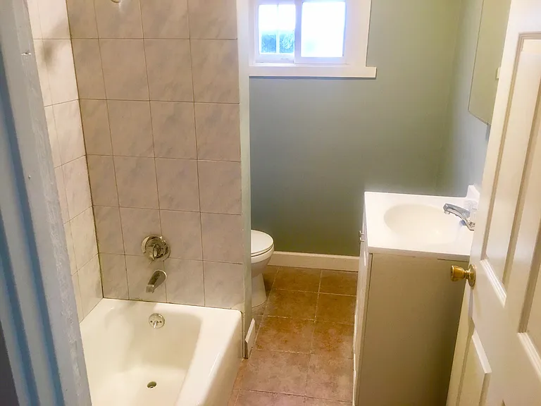 92 Rosedale St #1 — Photo 7