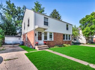 14225 Rainbow Ave, Cleveland, OH 44111