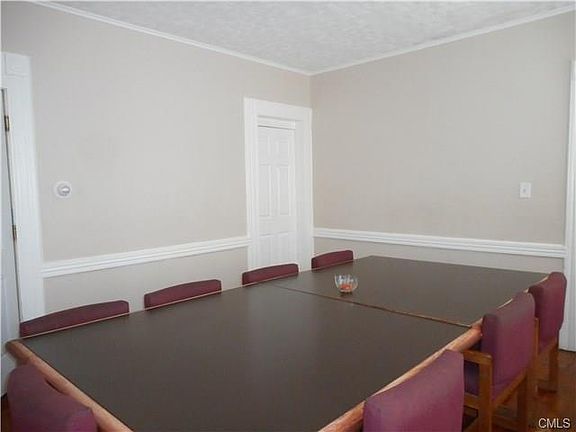 5th image of 85 Benham Ave