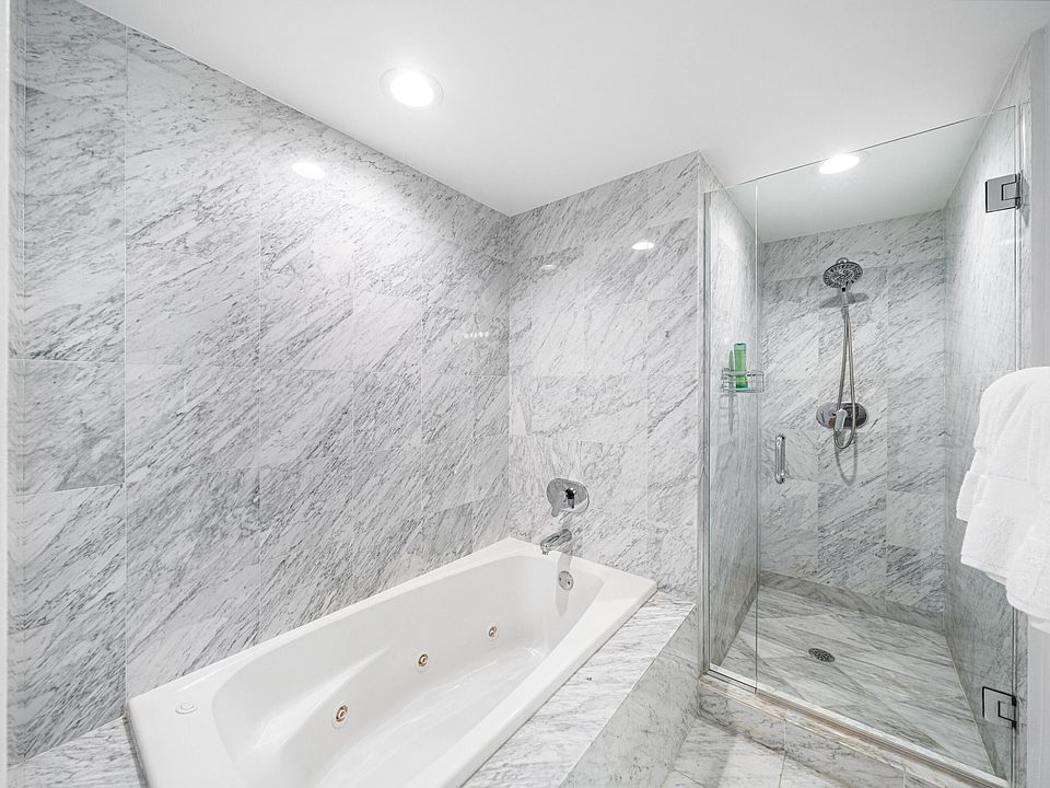 1st image of 226 Ocean Drive #4a