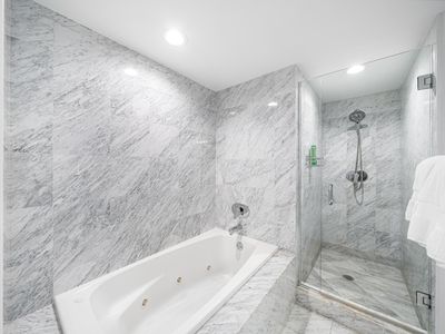 226 Ocean Drive #4a, Miami Beach, FL, 33139