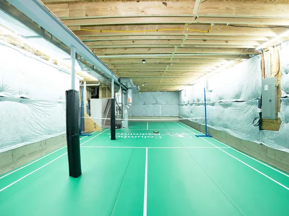 116 Maple Crest Dr, Lewis Center, OH 43035