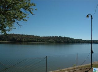 832 Hollys Ln, Riverside, AL 35135