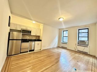150 W 21st St #4V, New York, NY 10011