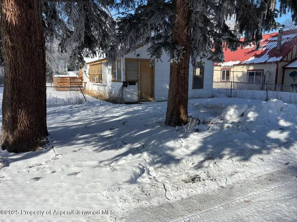 652-654 Russell St, Craig, CO 81625
