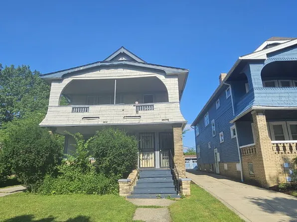 3657 Chelton Rd, Cleveland, OH 44120