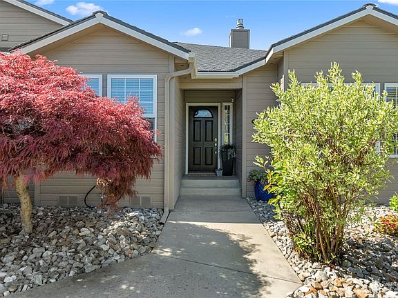 3rd image of 2285 Fancher Heights Boulevard