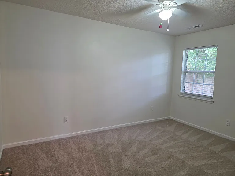 123 Toura Ln — Photo 15