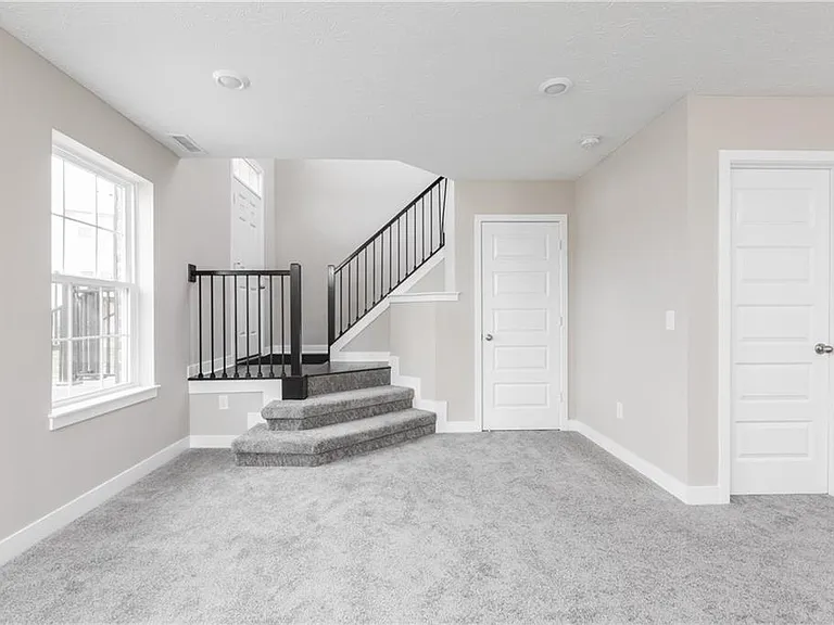 7257 Zanesville Rd — Photo 6