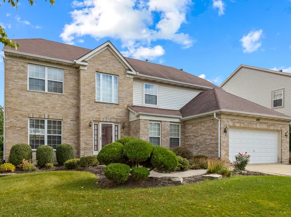 699 Easton Ln, Elk Grove Village, IL 60007