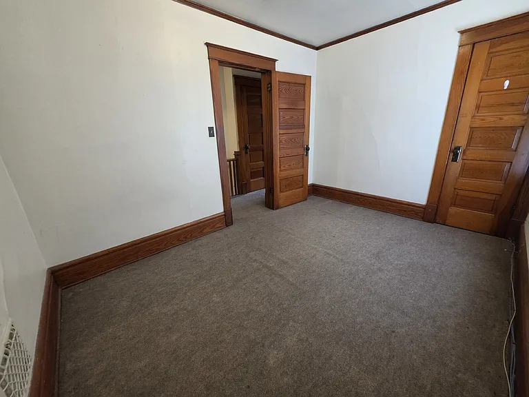 446 Lake St — Photo 22