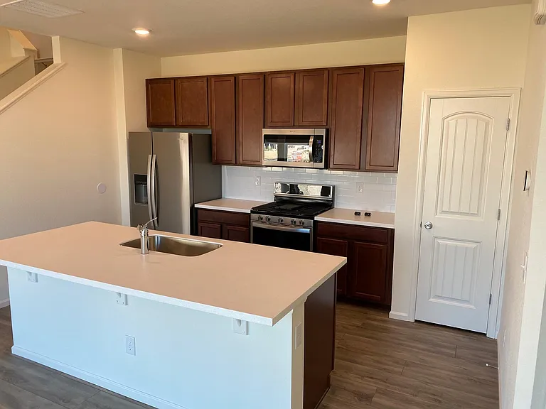 16557 Umatilla Pl — Photo 6