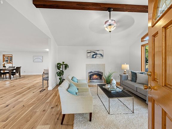 5th image of 9135 SE 42nd Ave