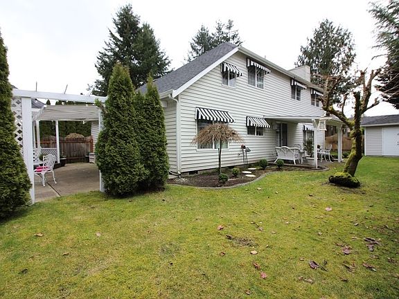 4th image of 5417 Topaz St SE