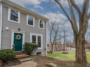 10802 Lakehurst Ct #114, Cincinnati, OH 45242