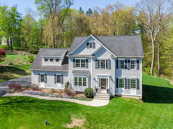 10A Taunton Lane, Newtown, CT 06470