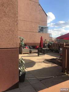 317 Williams Ct, Edgewater, NJ, 07020