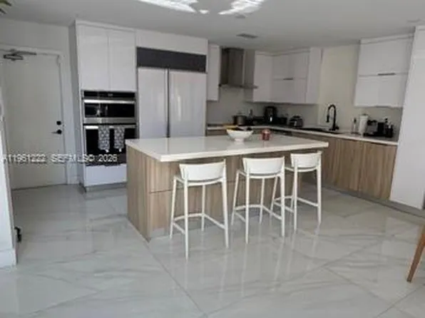 11340 NW 52nd Ln, Doral, FL 33178