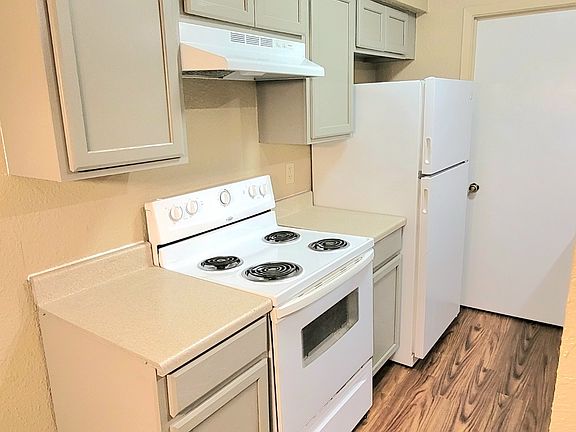 5th image of 1108 Covey Ln #D