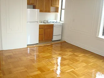 Rented by Realty 2000 Corp