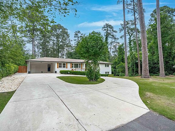 3rd image of 3933 Rockbridge Rd