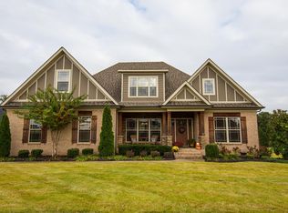 1118 Averwater Run, Murfreesboro, TN 37128