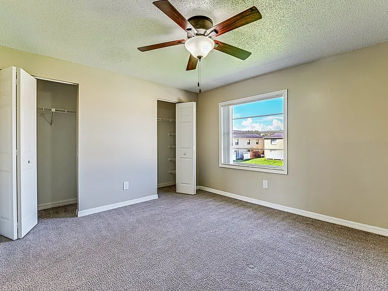 Westminster Chase Apartments — Photo 13