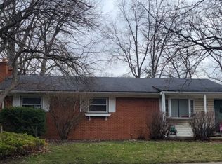2911 Birch Hollow Dr, Ann Arbor, MI 48108