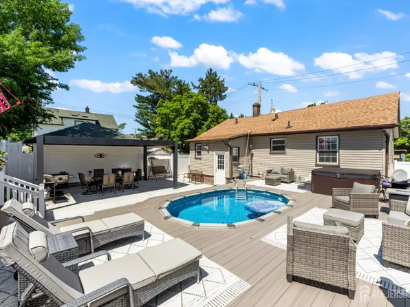 3 S Minnisink Ave, Sayreville, NJ 08872