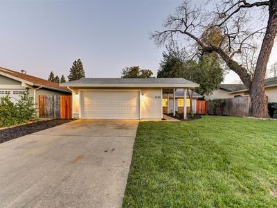 9486 Mira Del Rio Dr, Sacramento, CA, 95827
