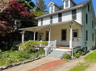 212 Mannion Ave, Moorestown, NJ 08057