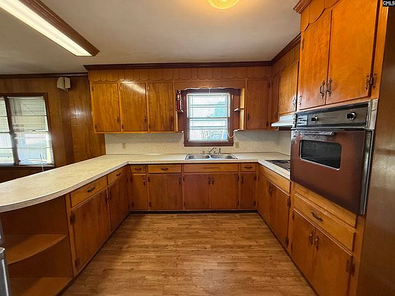 3rd image of 206 W Welsh St