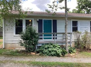 905 Montreat Rd, Black Mountain, NC 28711