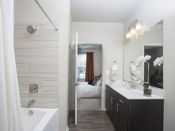 4th image of 2455 Weldwood Dr #12210