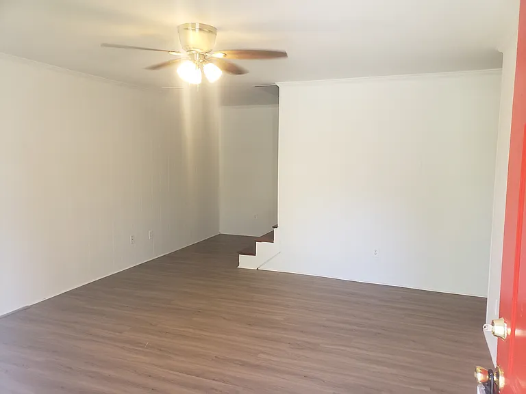 5428 Sidbury Rd — Photo 7