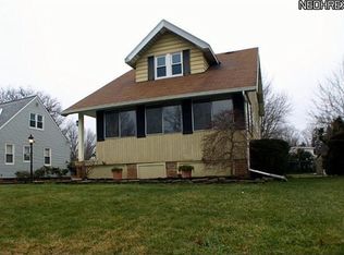 4148 W 223rd St, Fairview Park, OH