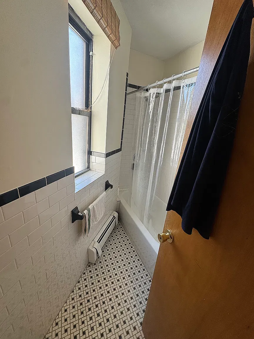 374 8th Street — Photo 3