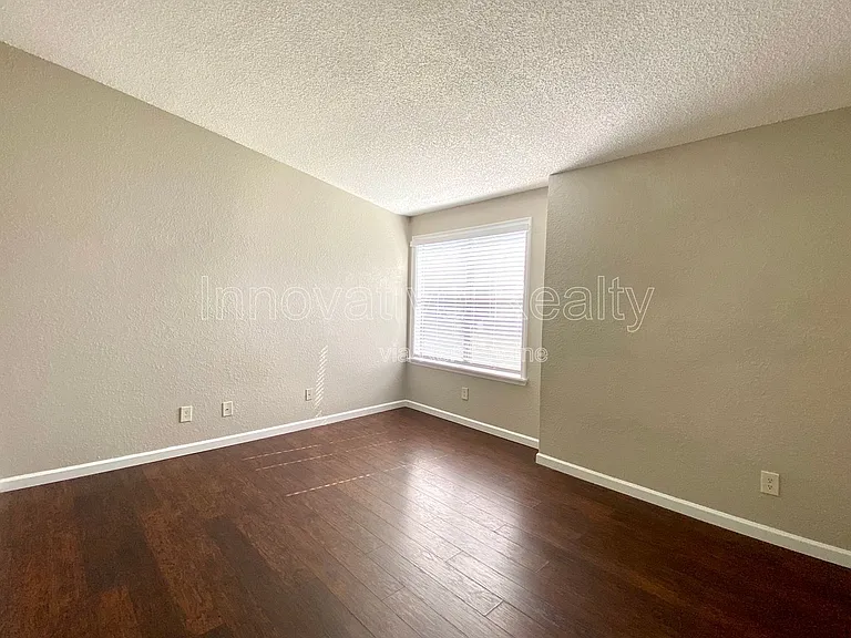 2942 Antique Oaks Cir #88 — Photo 10