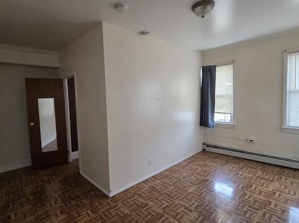 11 Crawford Street image 1 of 6