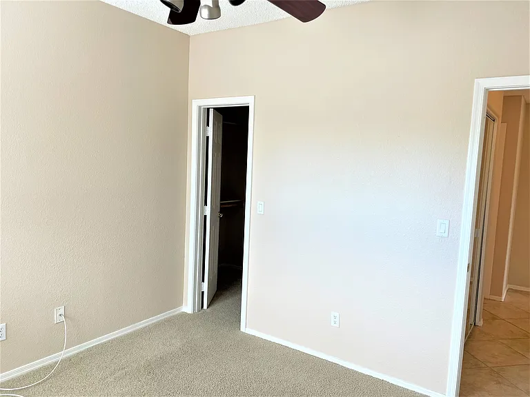 6655 N Canyon Crest Dr #21104 — Photo 29